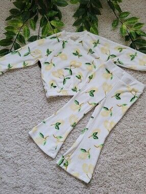 Toddler Girl Lemon Outfit (3T)